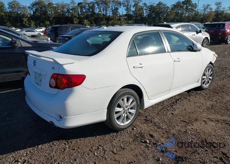 2010 Toyota Corolla S из США, поврежденный, VIN 2T1BU4EE9AC416824